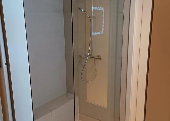 Privatunterkunft Modern In 6 *